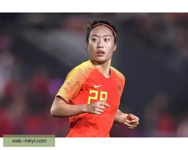 唐佳丽:首场比赛最难适应,逐步提升状态 唐佳丽:首场比赛最难适应,逐步提升状态